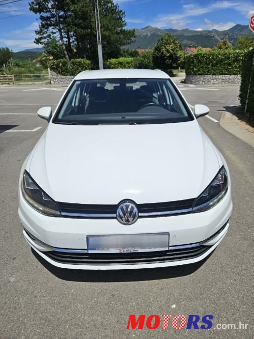 2019' Volkswagen Golf VII 1,6 Tdi photo #4
