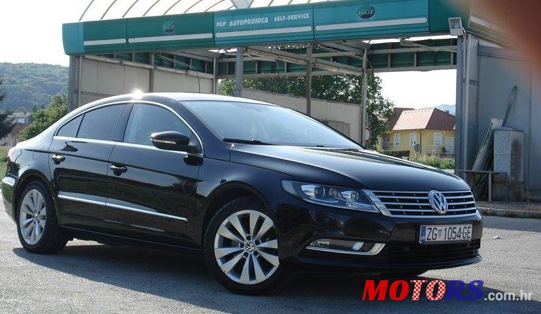 2012' Volkswagen Passat CC photo #1