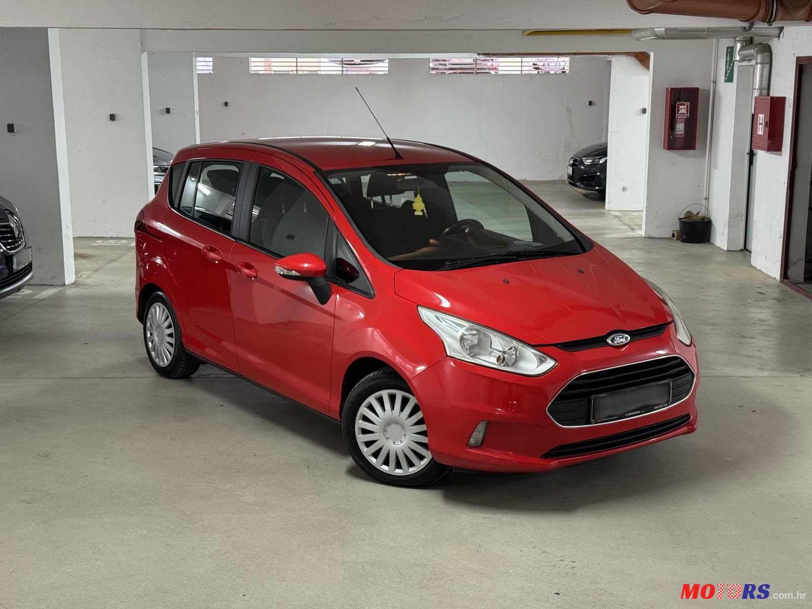 2015' Ford B-MAX 1,4I photo #1