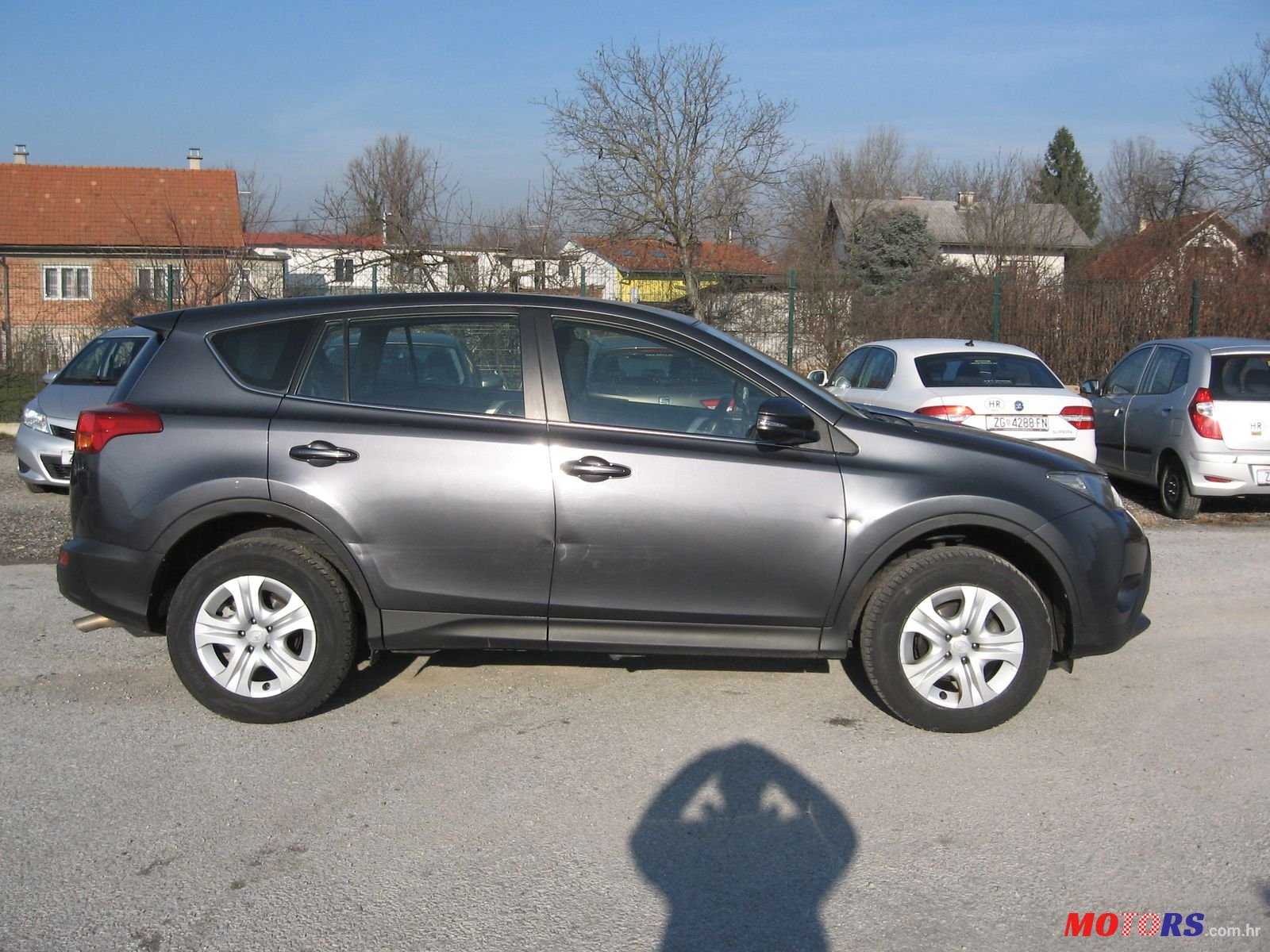 2013' Toyota RAV4 photo #4