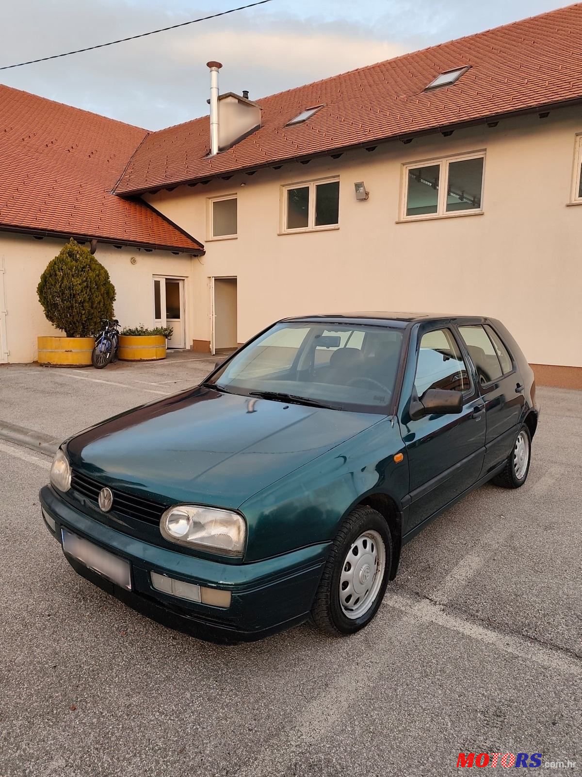 1996' Volkswagen Golf III Cl D photo #1