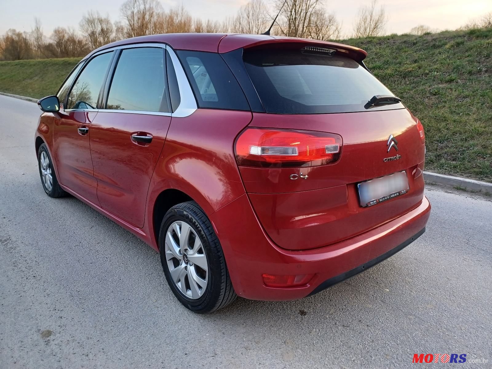 2014' Citroen C4 Picasso 1,6 Hdi photo #6
