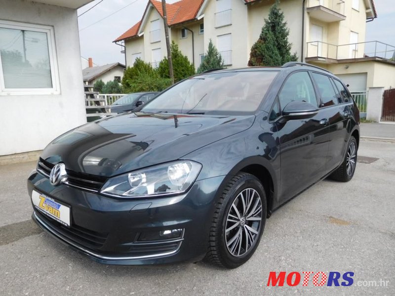 2016' Volkswagen Golf 7 Variant photo #3