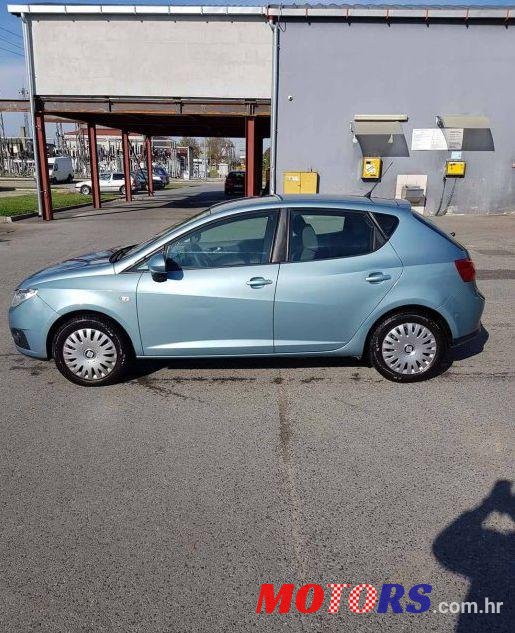 2009' SEAT Ibiza 1,6 Tdi photo #2