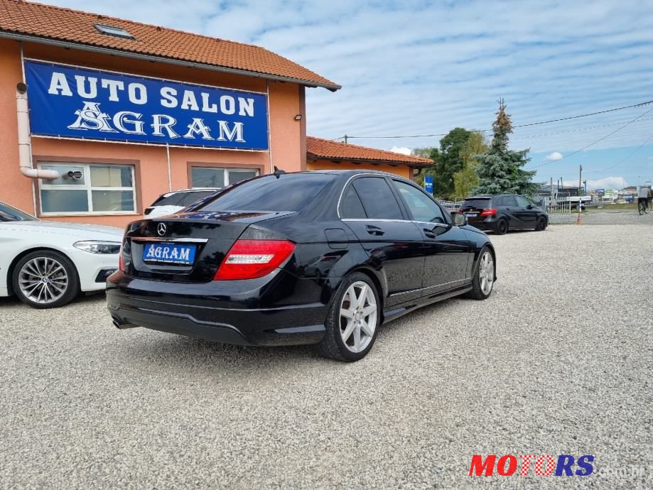 2013' Mercedes-Benz C-Klasa photo #6