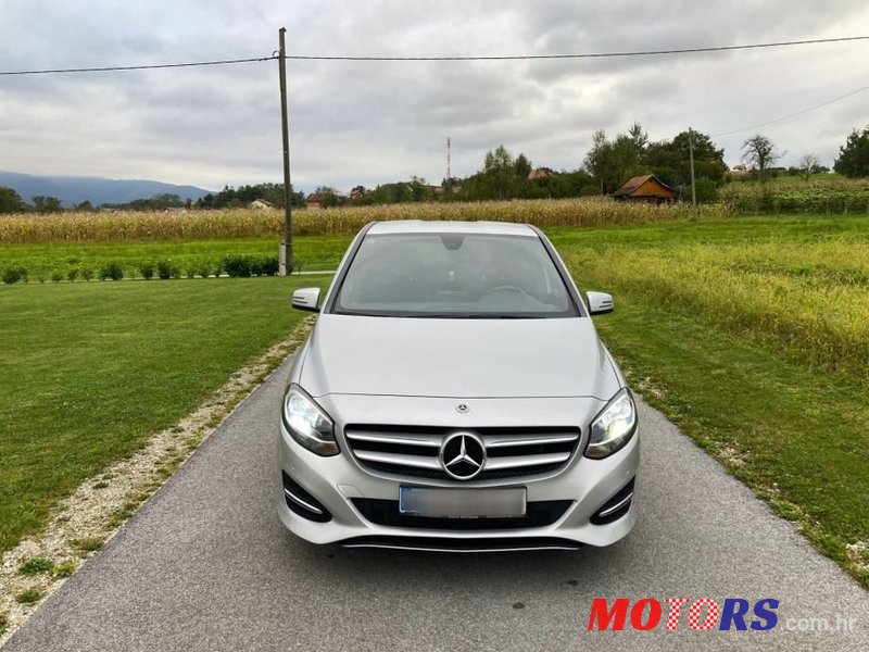 2015' Mercedes-Benz B-Klasa 180 Cdi photo #2