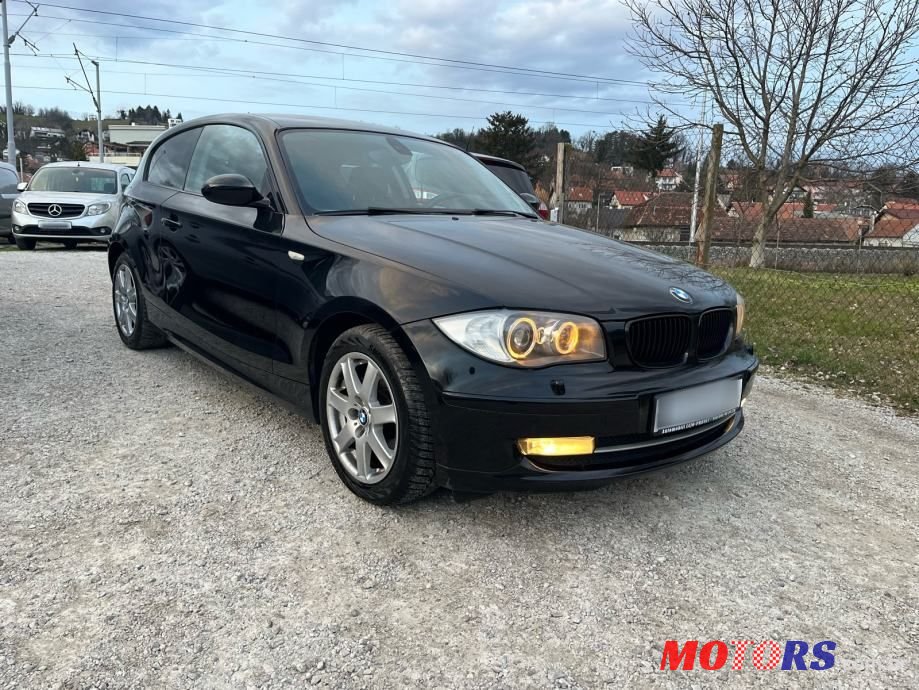 2008' BMW Serija 1 120D photo #3