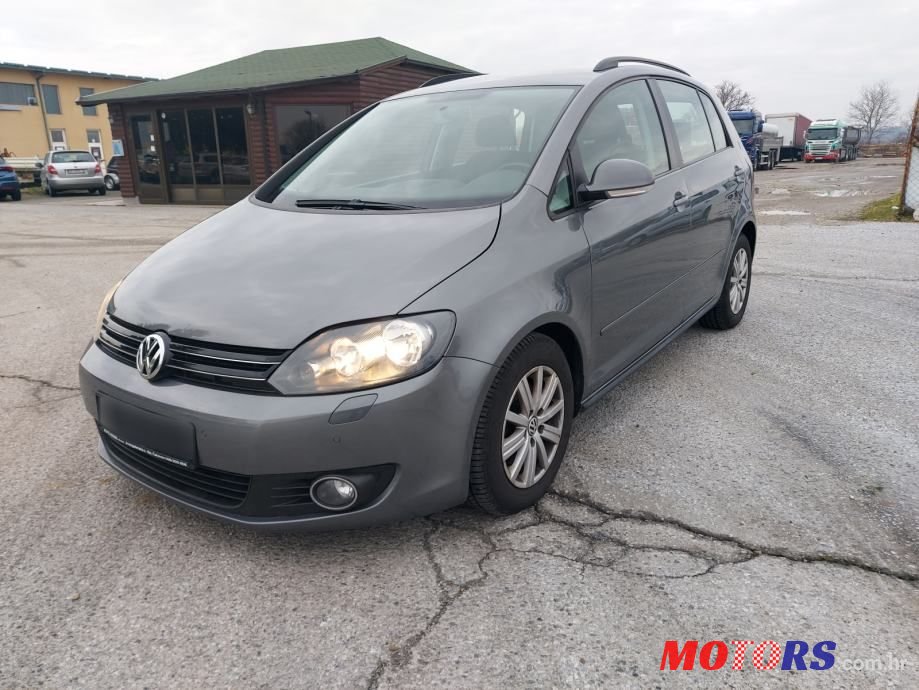 2014' Volkswagen Golf 1,6 Tdi photo #1