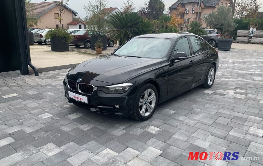 2013' BMW Serija 3 318D photo #1