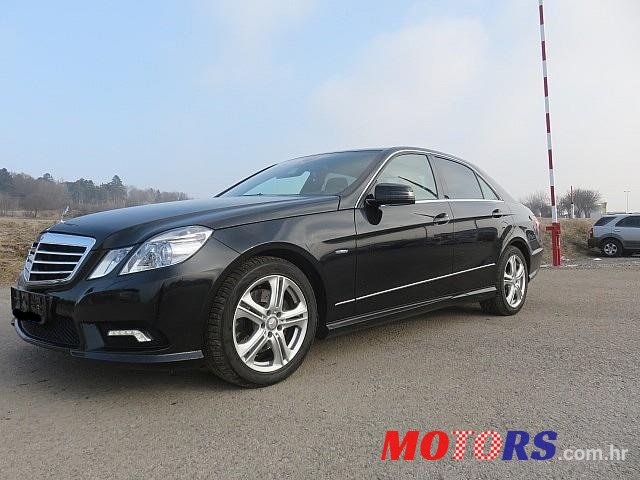 2009' Mercedes-Benz E-Class photo #7
