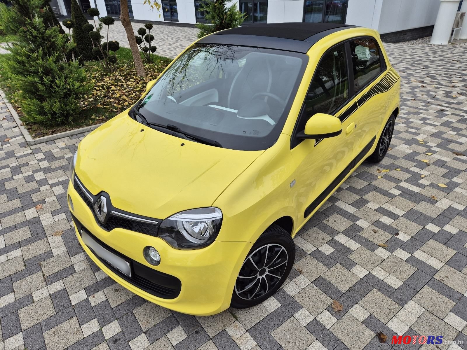 2015' Renault Twingo Sce photo #1