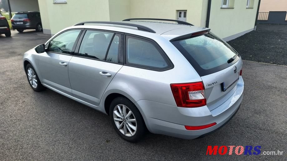2017' Skoda Octavia Combi photo #1