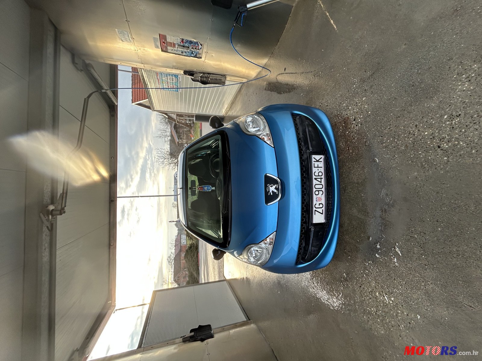 2006' Peugeot 107 photo #2