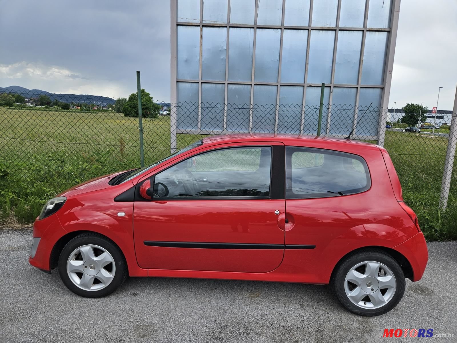 2008' Renault Twingo 1,2 16V photo #3