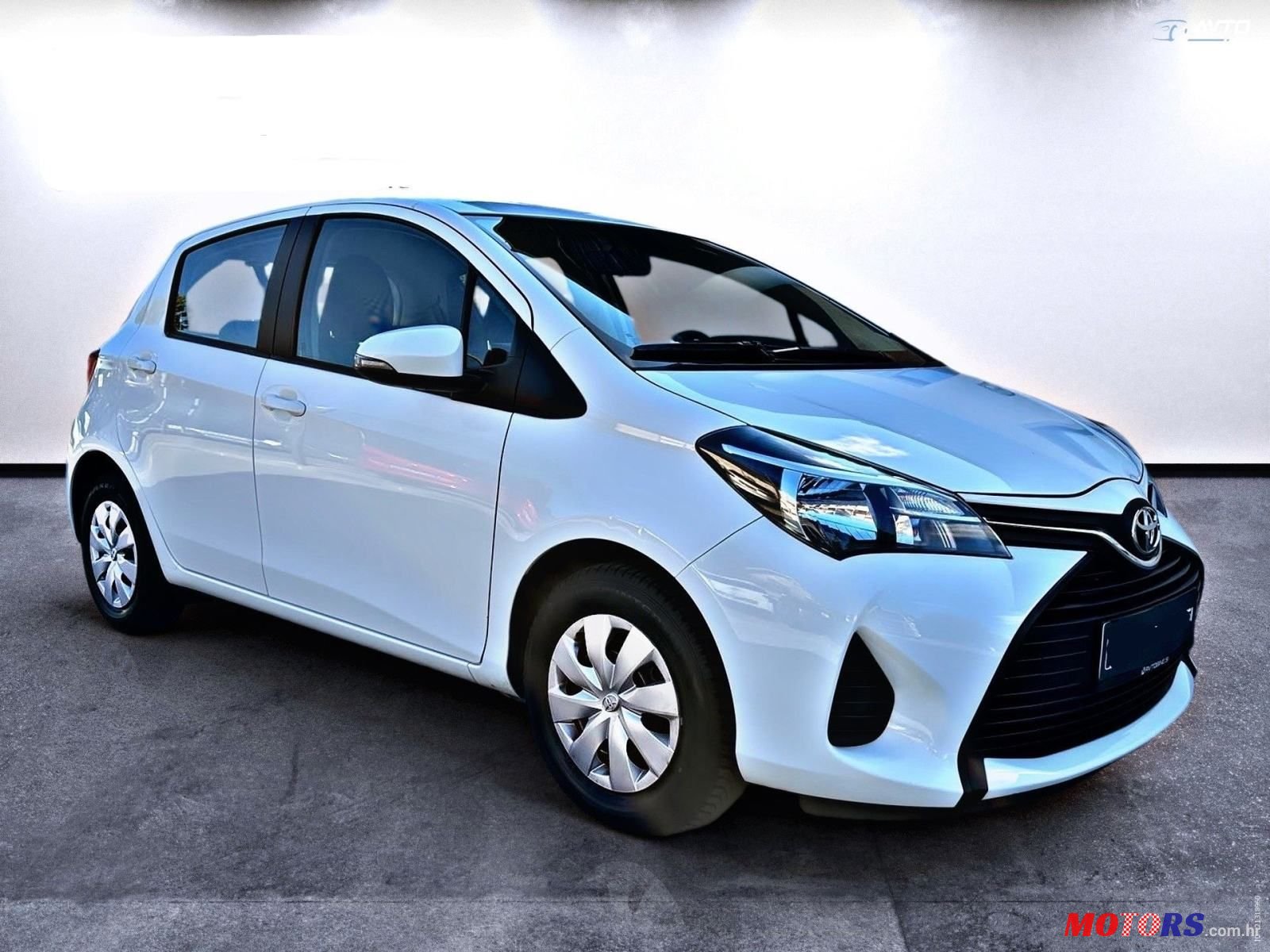 2016' Toyota Yaris 1,0 Vvt-I photo #2