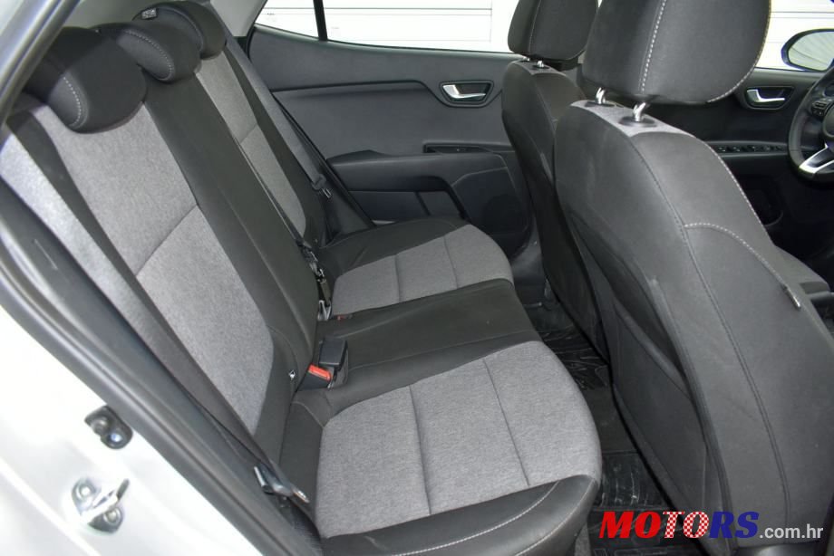 2022' Kia Stonic 1.2 Lx Urban photo #6