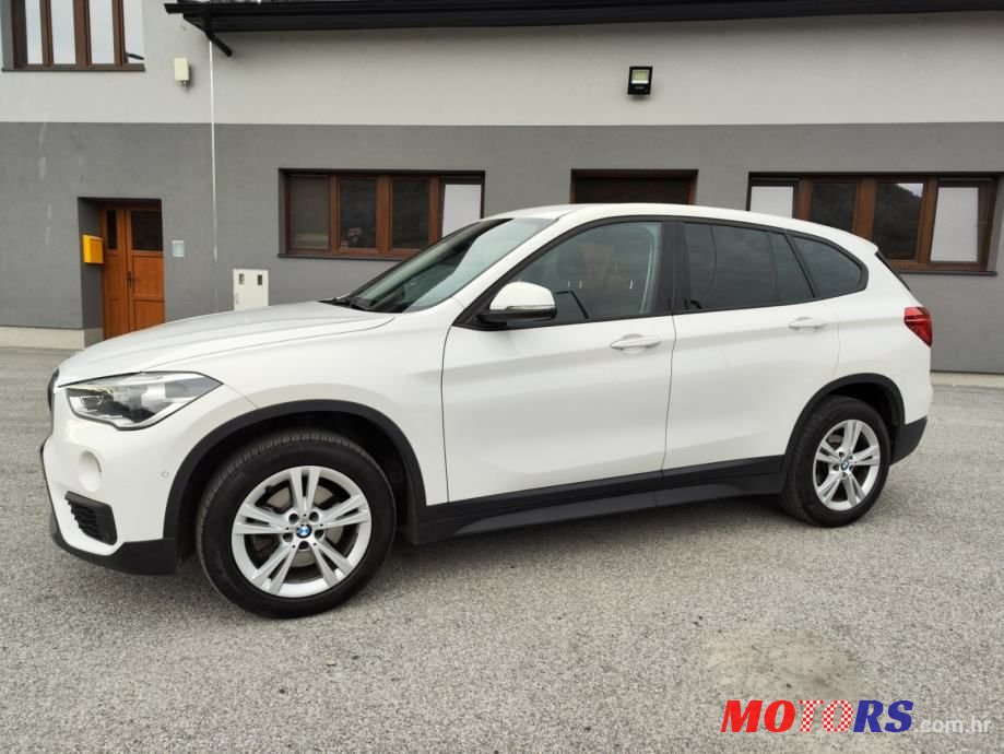 2017' BMW X1 18D photo #5