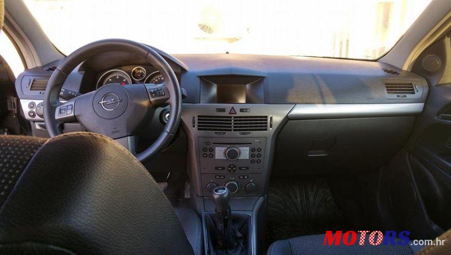 2006' Opel Astra 1,9 Cdti photo #4