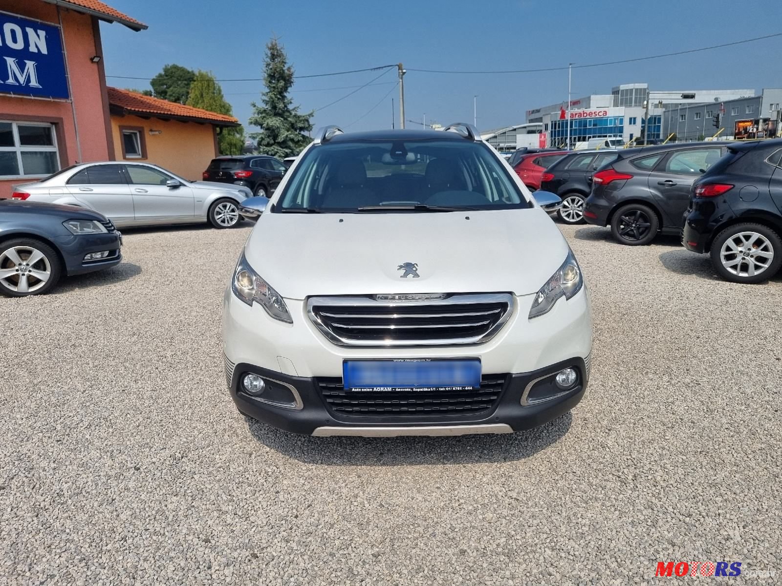 2013' Peugeot 2008 1,6 E-Hdi photo #3