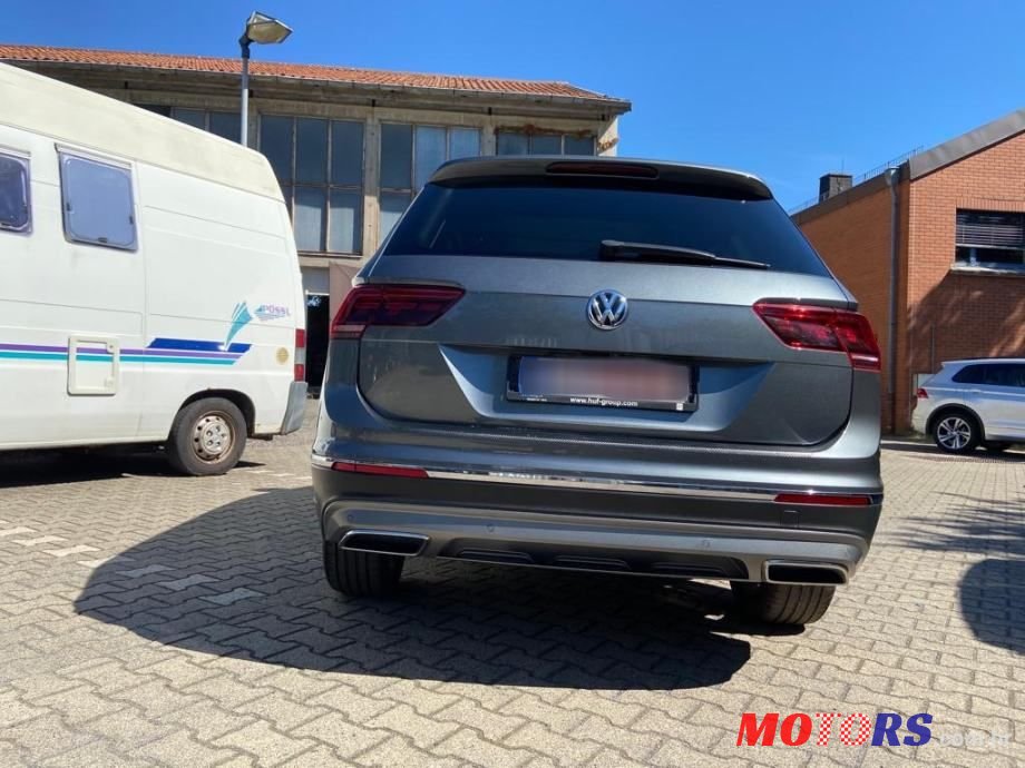 2018' Volkswagen Tiguan Allspace photo #6