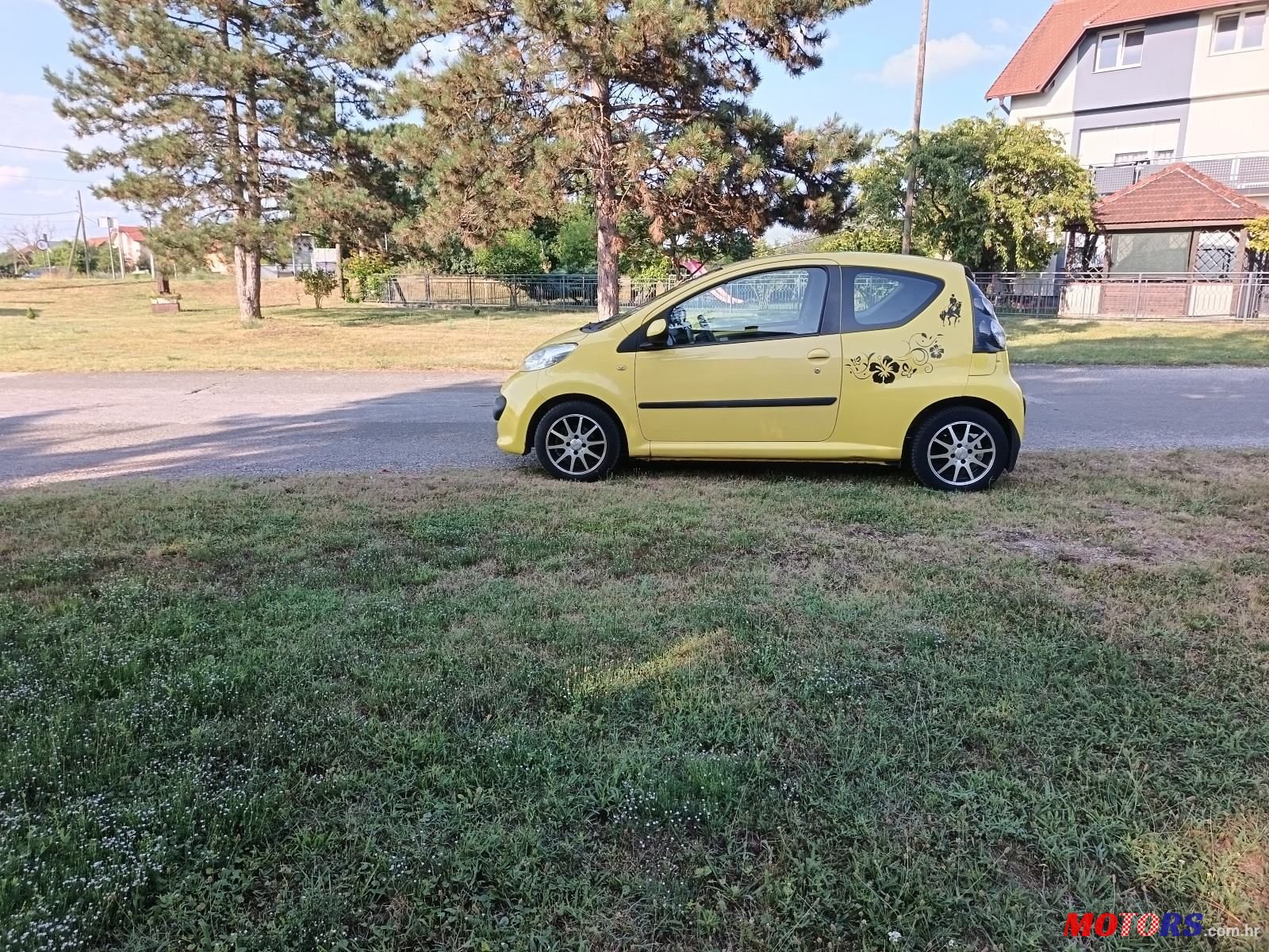 2006' Peugeot 107 1,0 photo #5
