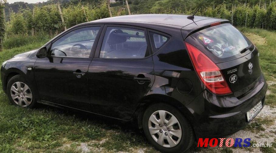 2007' Hyundai I30 1,4 16V photo #1