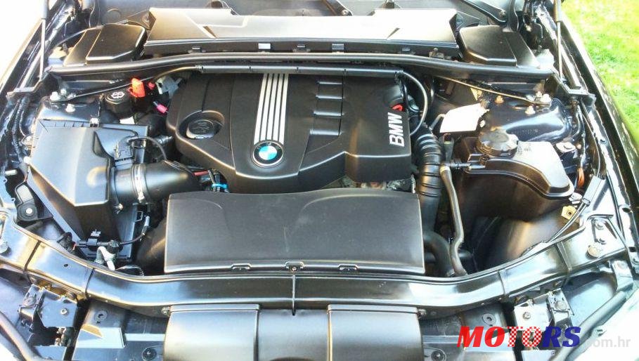 2009' BMW Serija 3 320D photo #4