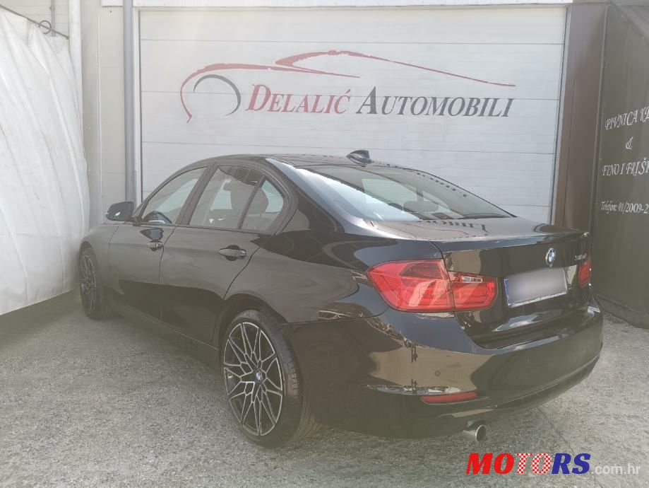 2013' BMW Serija 3 318D photo #4
