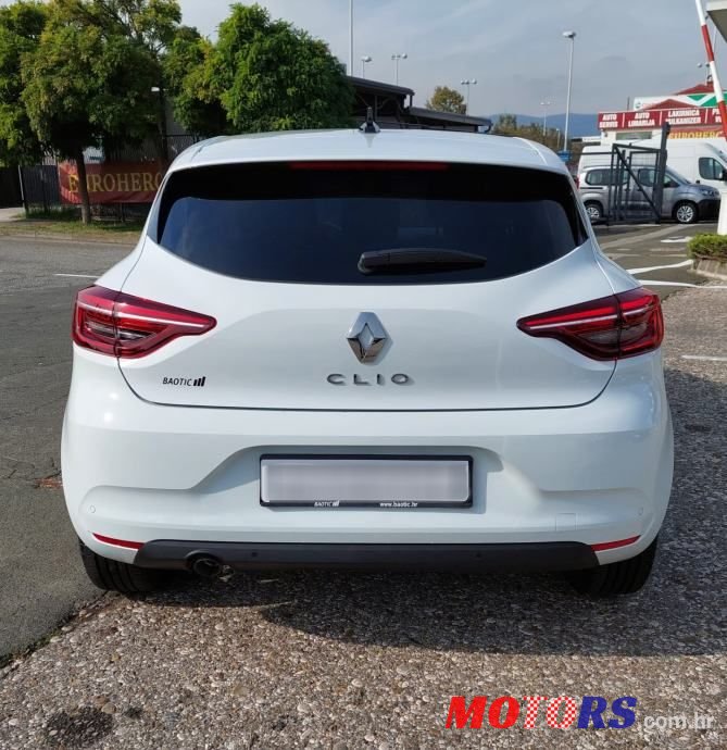 2023' Renault Clio Tce photo #6