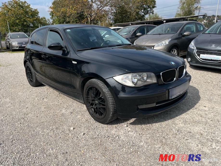 2009' BMW Serija 1 116D photo #3