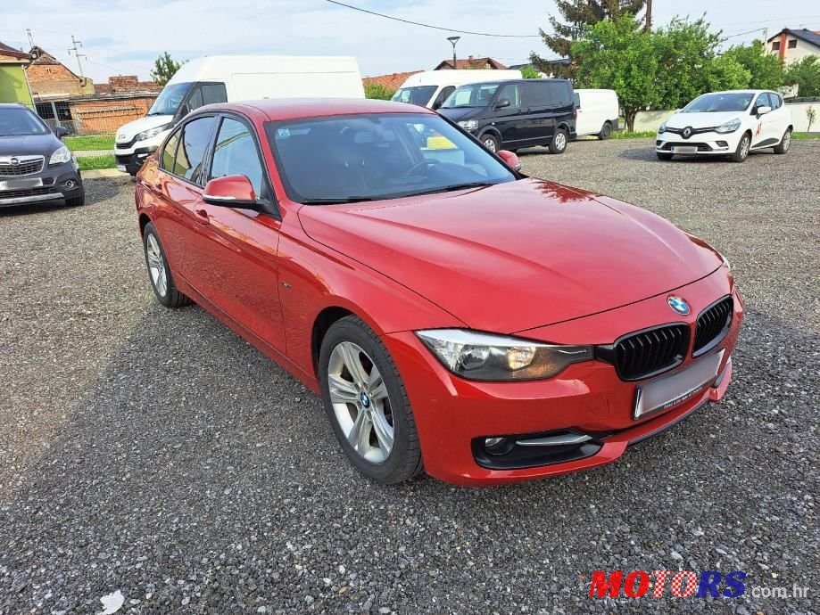 2013' BMW Serija 3 316D photo #2