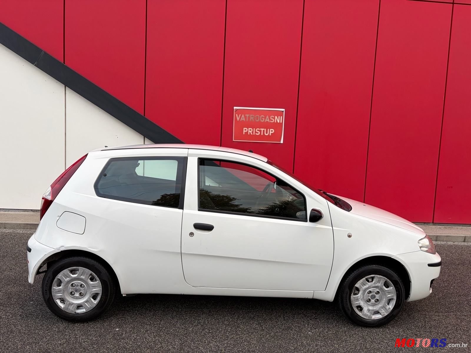 2005' Fiat Punto 1,2 16V photo #6