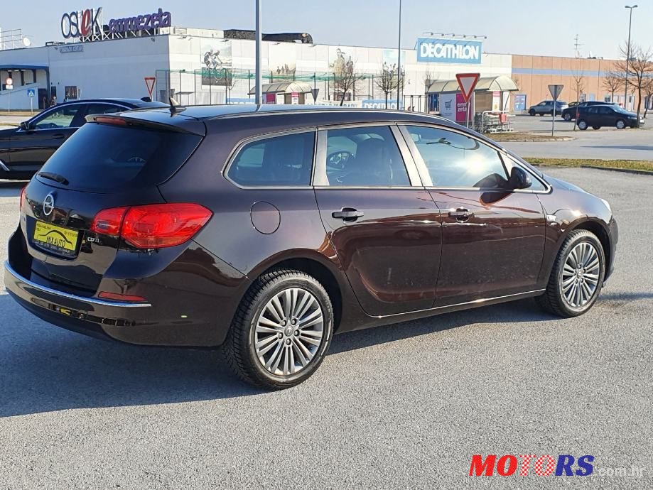 2014' Opel Astra 1.6 Cdti photo #6