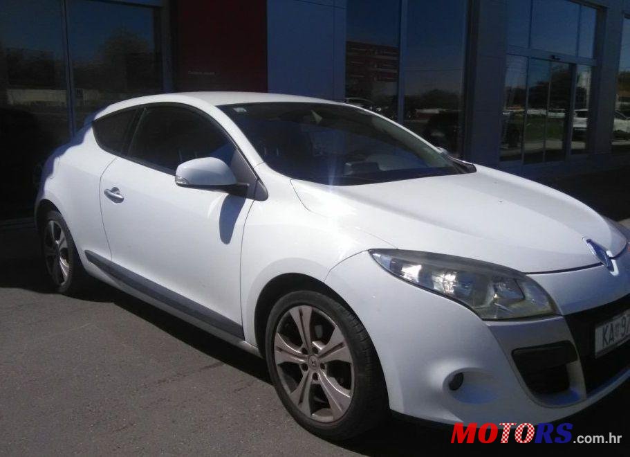 2009' Renault Megane Coupe 1,5 Dci Dynamique photo #2