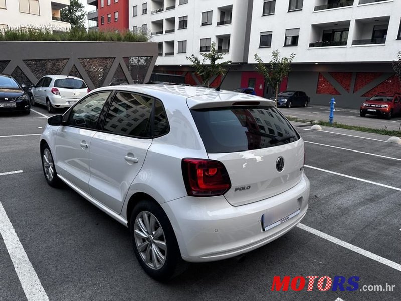 2010' Volkswagen Polo 1,6 Tdi photo #3