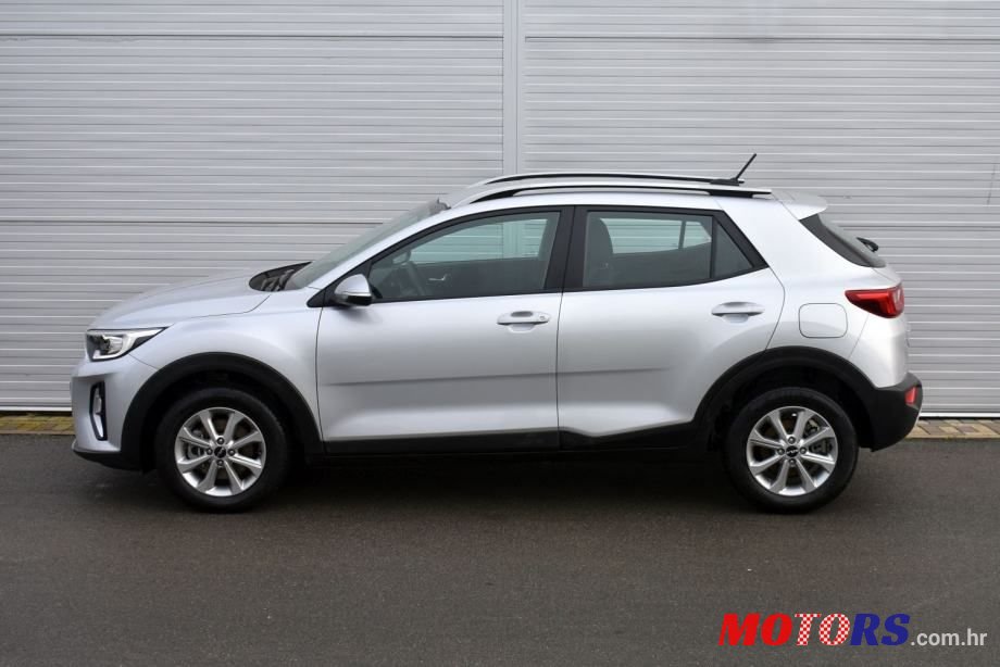 2022' Kia Stonic 1.2 Lx Urban photo #3