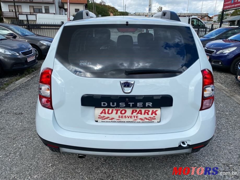 2016' Dacia Duster photo #3