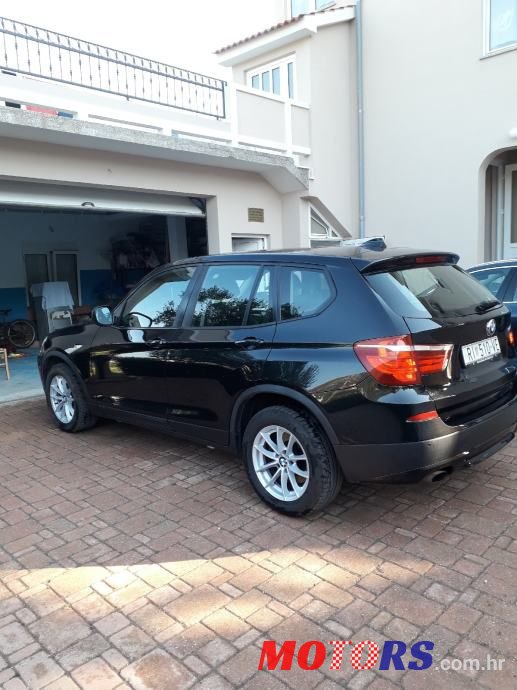 2011' BMW X3 Xdrive20D photo #4