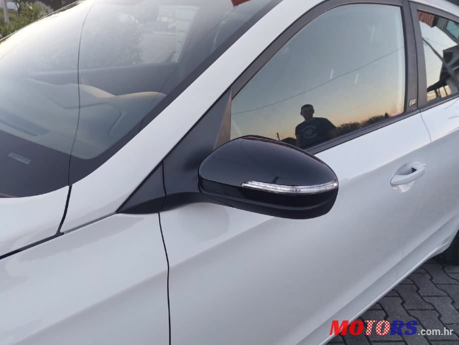 2018' Hyundai i20 1,1 Crdi photo #3