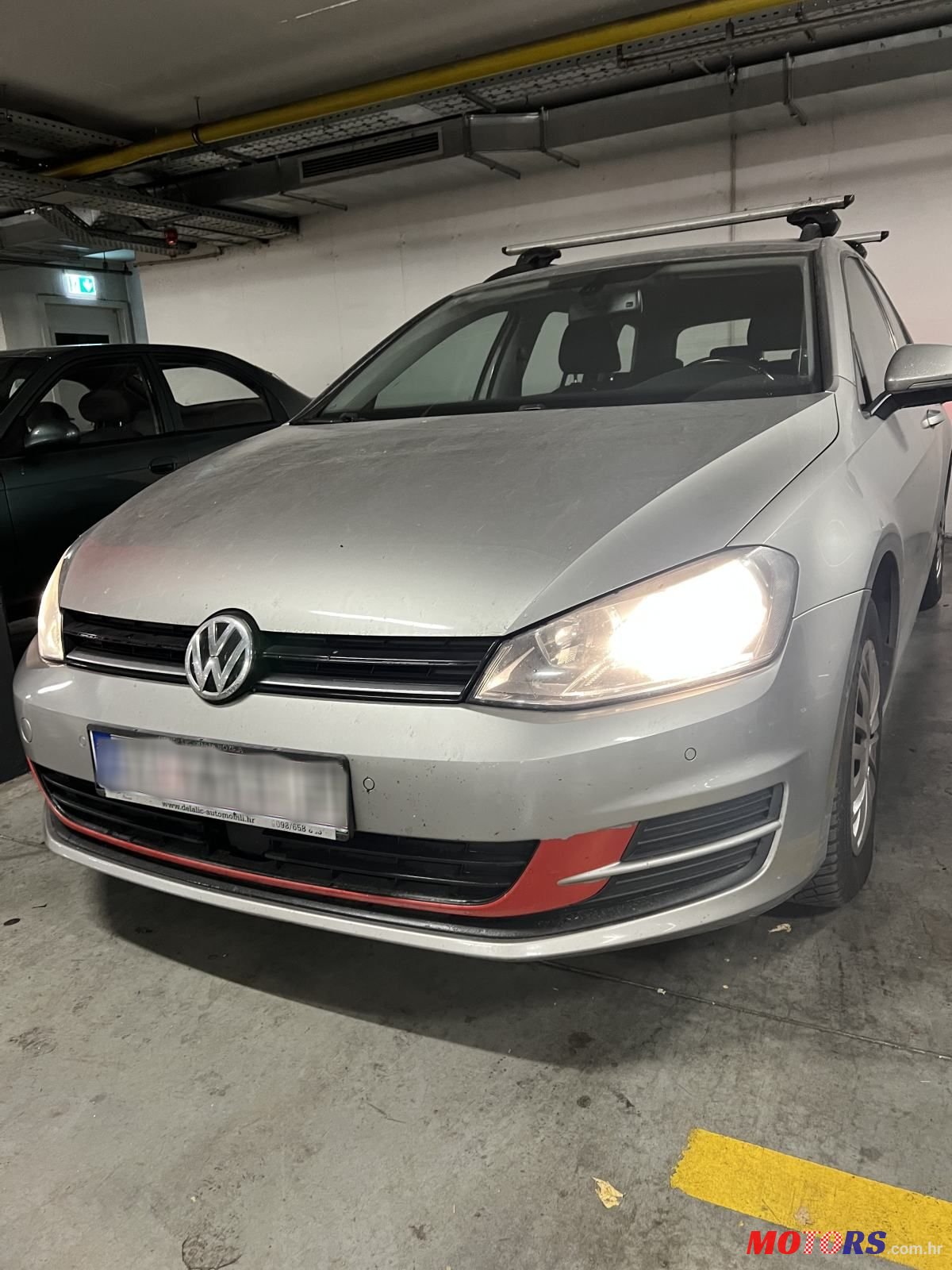 2014' Volkswagen Golf VII Variant photo #1