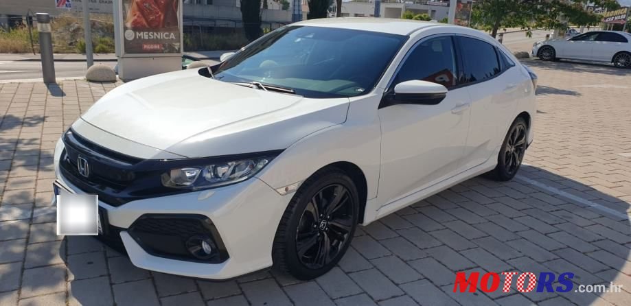 2017' Honda Civic 1,0T photo #4