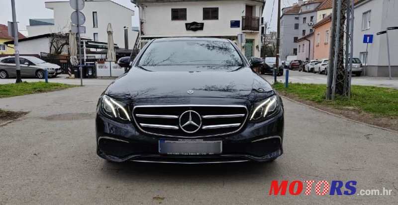 2019' Mercedes-Benz E-Klasa 220 D photo #2