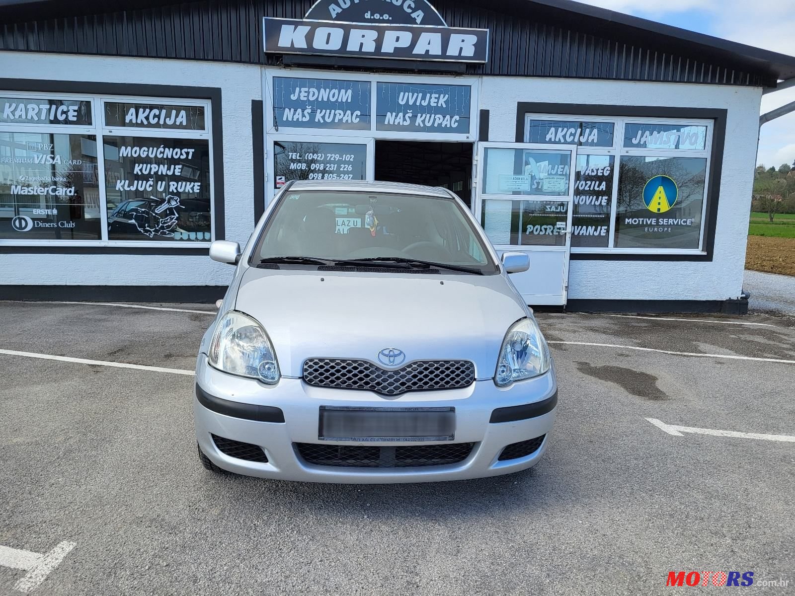 2003' Toyota Yaris 1,0 Vvt-I photo #2