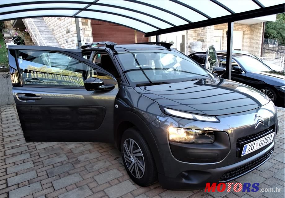 2015' Citroen C4 Cactus photo #2