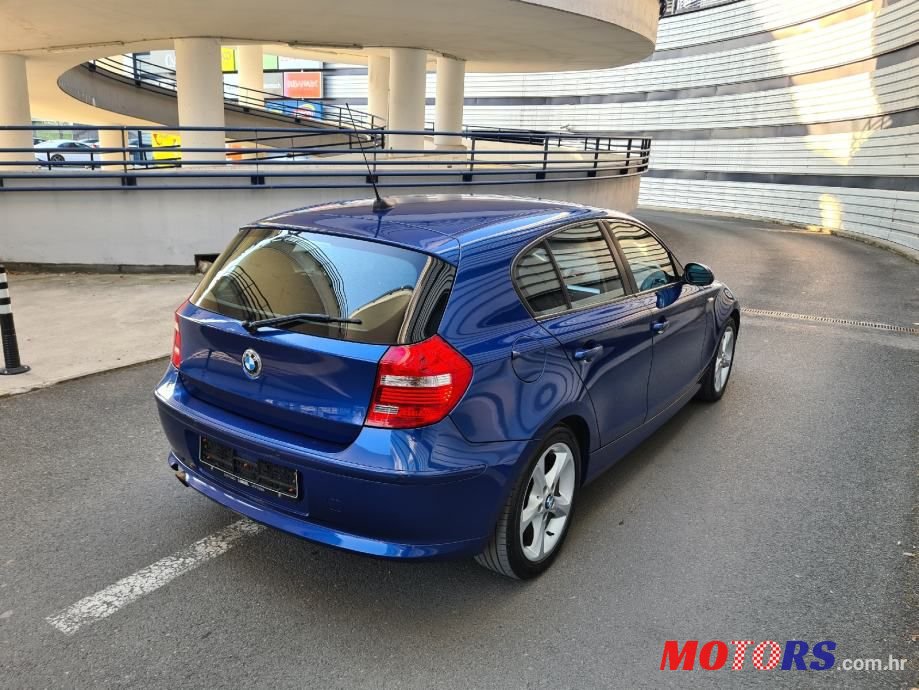 2009' BMW Serija 1 118D photo #6