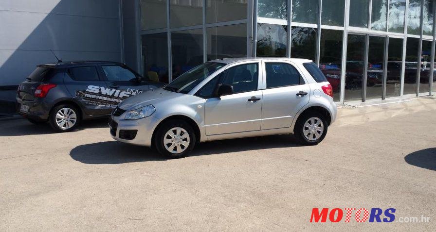 2013' Suzuki SX4 1,5 Gc photo #1