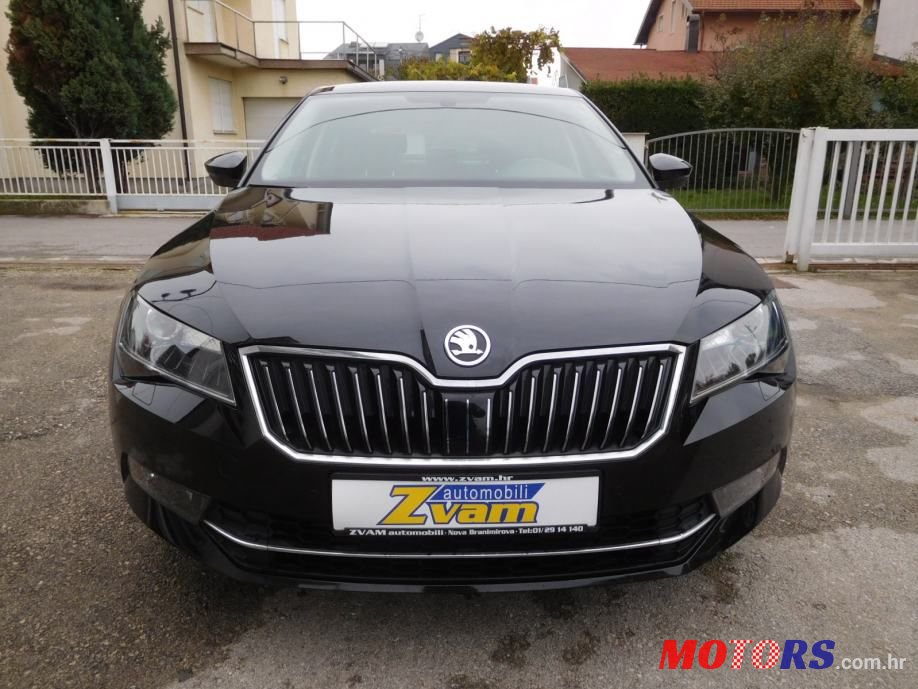 2016' Skoda Superb 2,0 Tdi photo #2