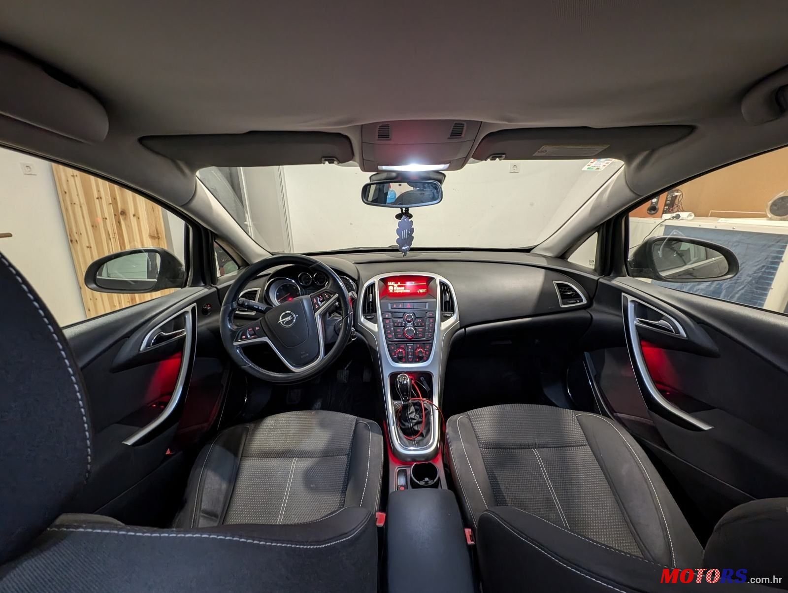 2010' Opel Astra 1,7 Cdti Sport photo #2