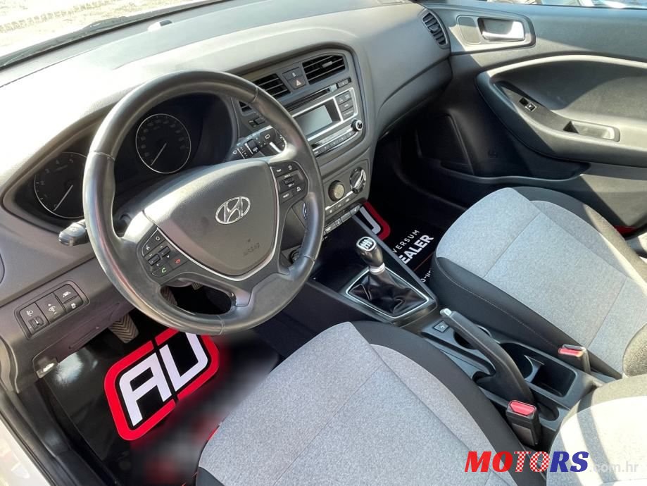 2015' Hyundai i20 1,2 photo #6