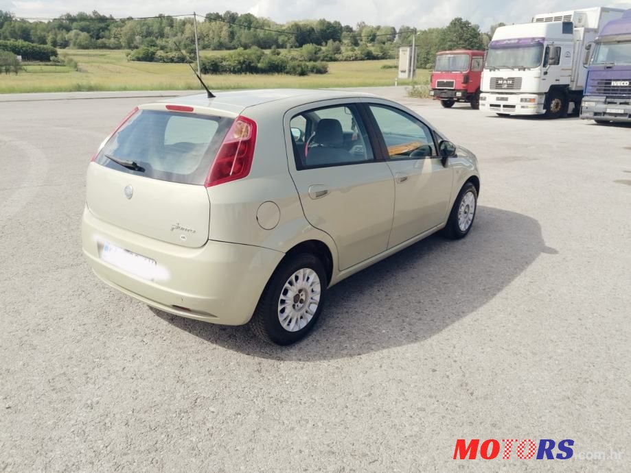 2007' Fiat Grande Punto photo #5